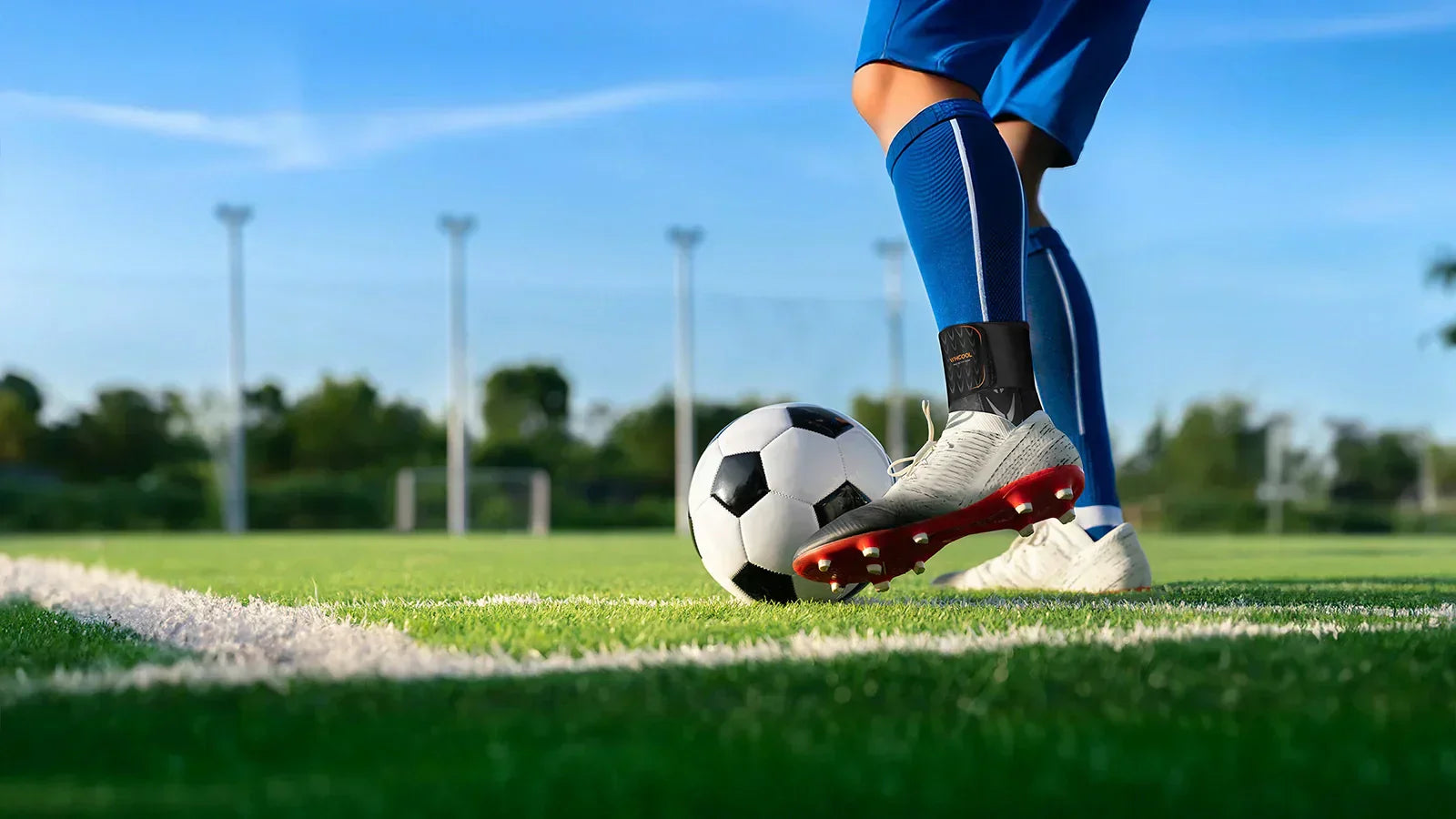 Stay protected on the field with WHCOOL ankle support. From dribbling to shooting, our braces keep your ankles safe, so you can focus on the game.